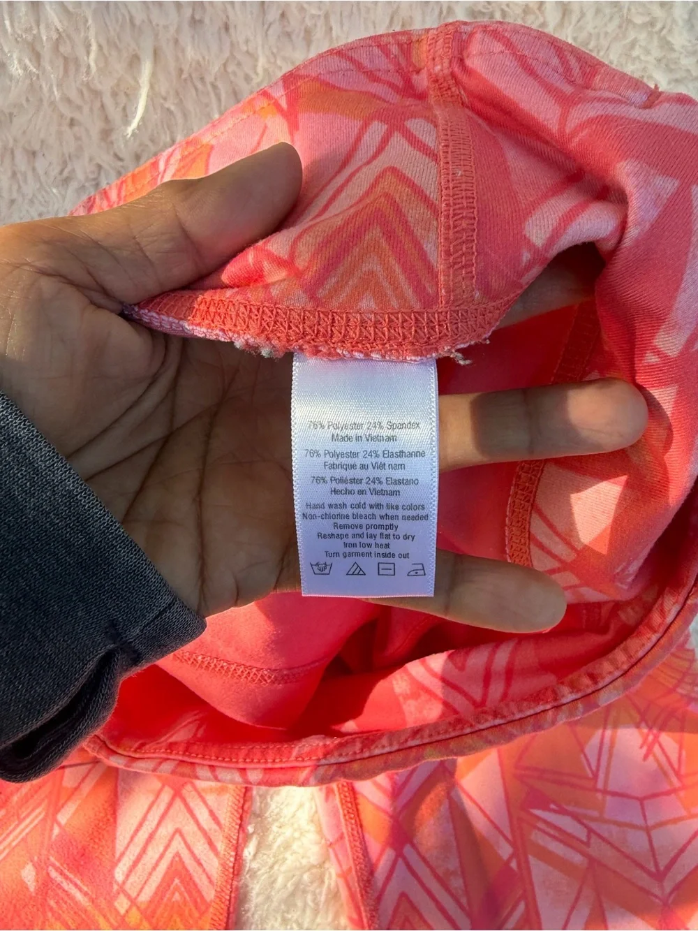ALO Yoga Pink & Coral Geometric Active Skirt